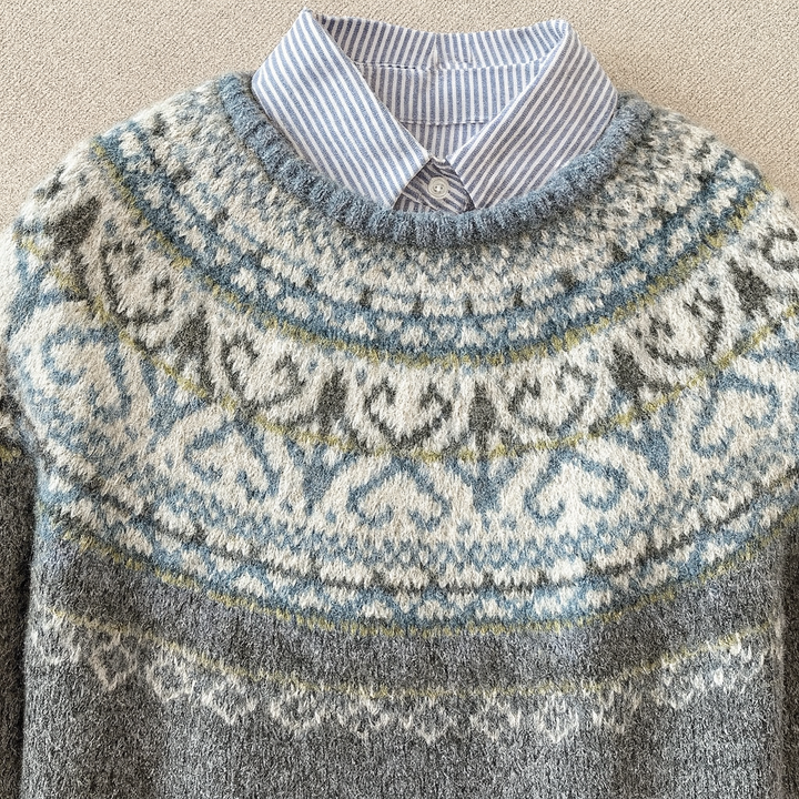 Elegant Vintage Knit Sweater